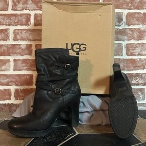 Ugg - Women's Black Leather Olivia Boots - US Size 8.5